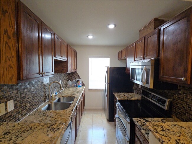 Building Photo - 14333 Memorial Dr