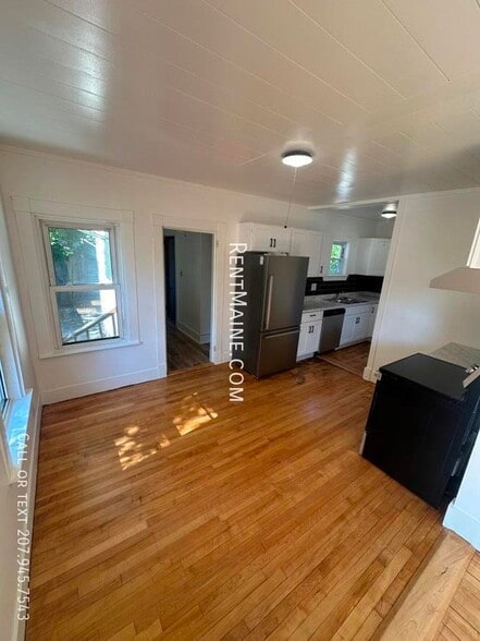 Primary Photo - 178 Pearl St