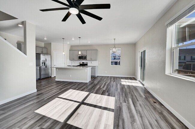 Building Photo - $3,340.95 - 5 Bed, 3 Bath Home in Thornton with Cozy Fireplace and Fenced-in Yard