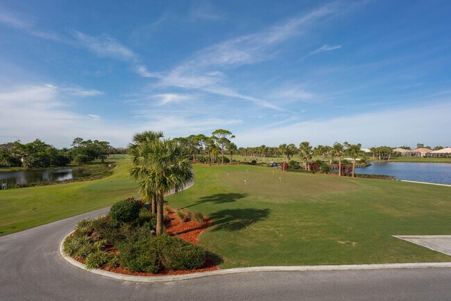 Building Photo - 8282 Spyglass Dr