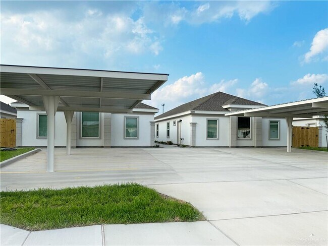 Building Photo - 16 N 58th St