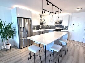 Building Photo - 1121 Albion St