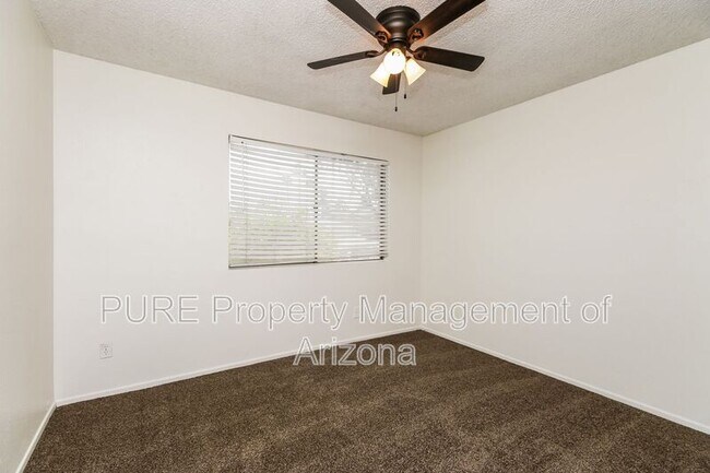 Building Photo - 616 S Hardy Dr