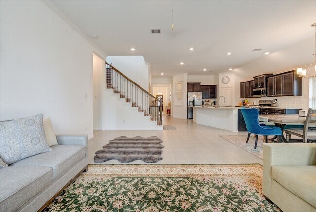 Building Photo - 13026 Sheildaig St