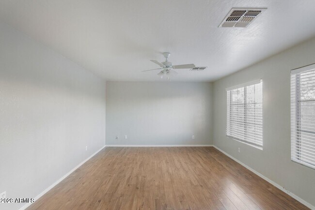 Building Photo - 2739 E Indian Wells Pl