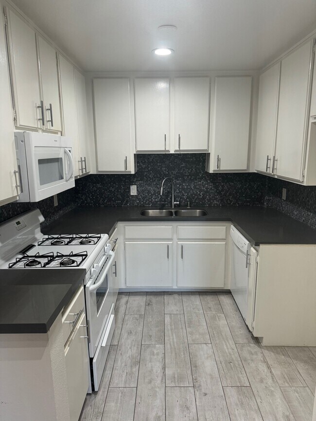 Of a similar unit - Ben Apartments