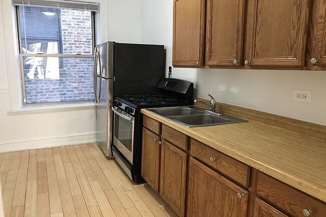 Floorplan - 5034-5046 S. Woodlawn Avenue