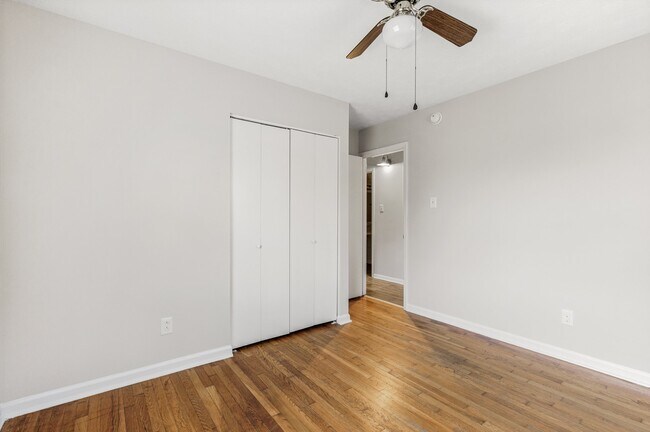 Building Photo - 3633 King Arthur Dr
