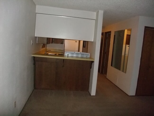Building Photo - Nice Upstairs Unit  A Few Blocks From Campus. in Corvallis