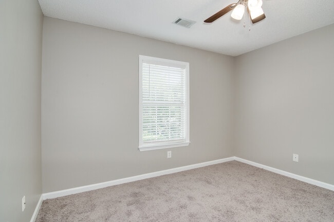 Building Photo - 4035 Calypso Dr