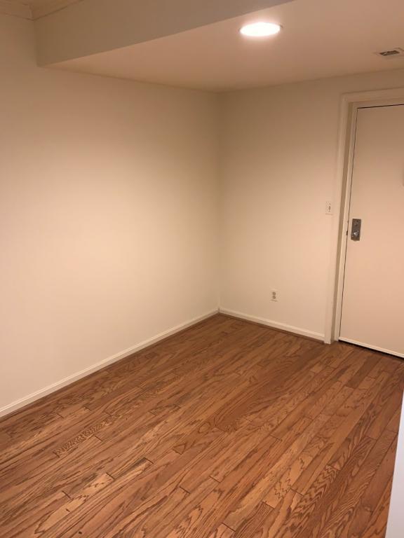 Building Photo - 6 Bandon Court, Unit 202