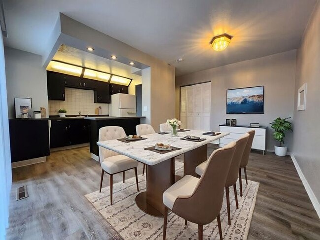 Building Photo - Charming 2-Bedroom Duplex | Limited-Time Offer: Save 50% on Next Month’s Rent!