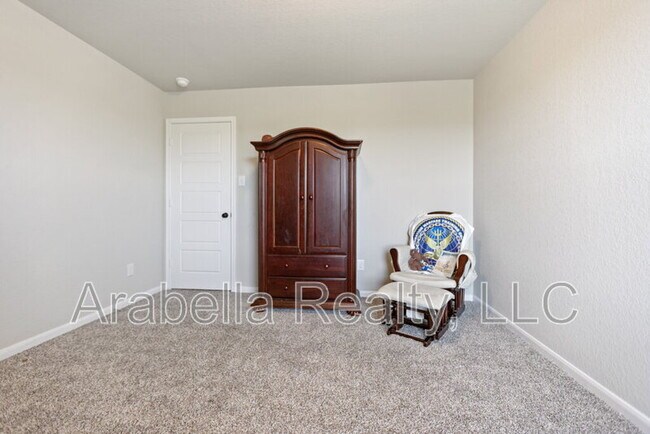 Building Photo - 7002 Flint Cyn