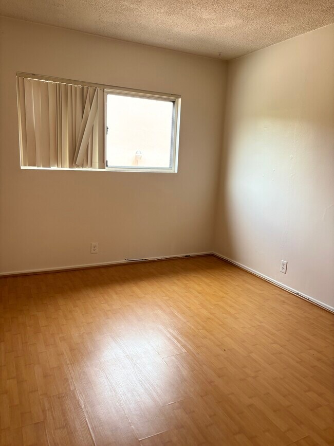 Building Photo - 6825 Whitley Ter