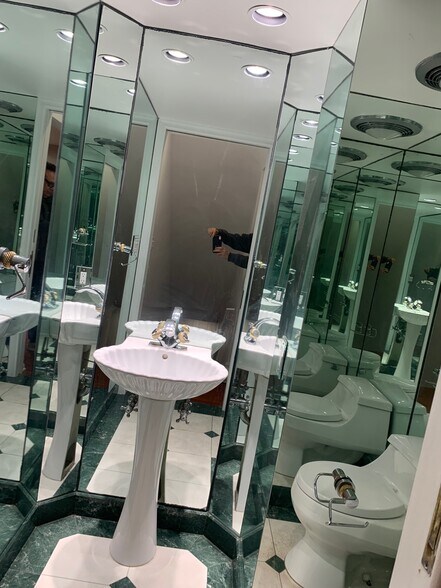 Building Photo - 129 Alta Ave