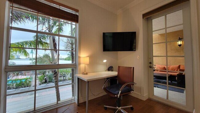 Building Photo - 4445 El Mar Dr