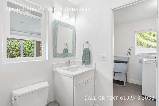 Building Photo - 3266 Goldfinch St