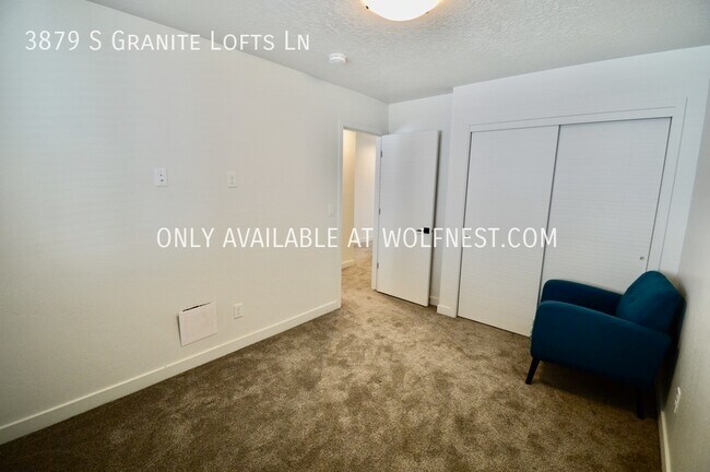 Building Photo - 3879 Granite Lofts Ln
