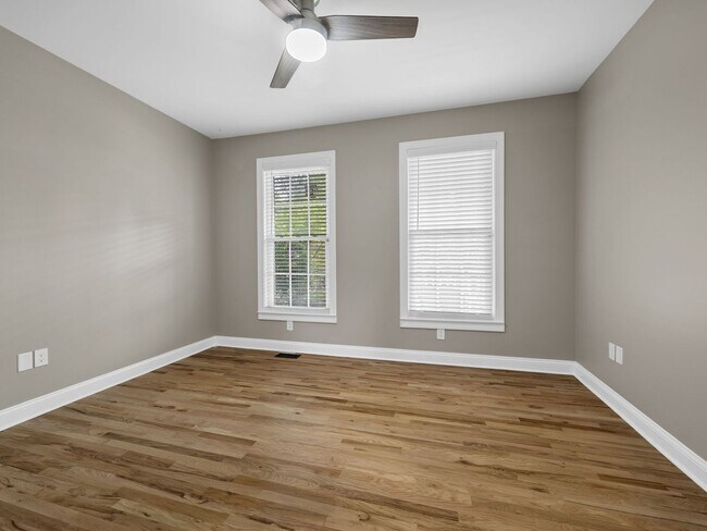 Building Photo - 708 Symmetry Ct