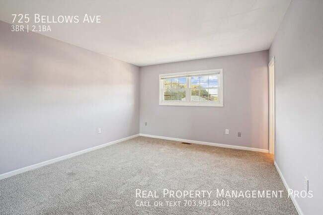 Building Photo - 725 Bellows Ave