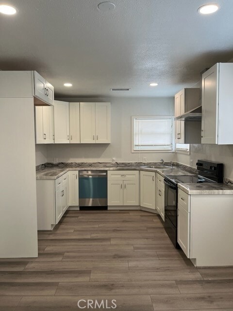 Building Photo - 1483 E Bardsley Ave