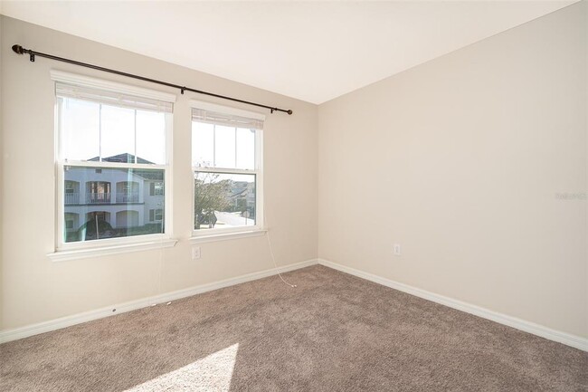Building Photo - 2584 Amati Dr