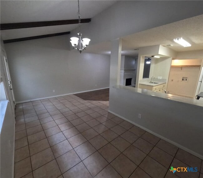 Building Photo - 207 Palmwood Dr
