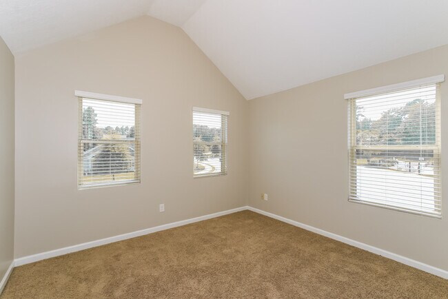 Building Photo - Comfortable Living in Grovetown