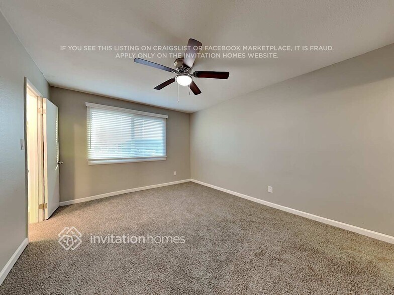 Building Photo - 1250 E Hermosa Dr