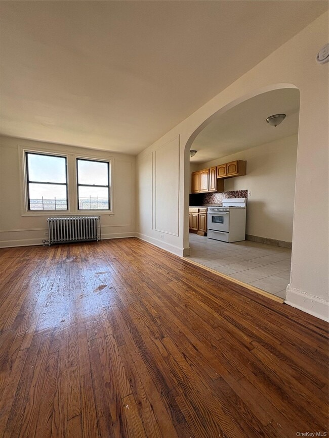 Building Photo - 30 Locust Hill Ave