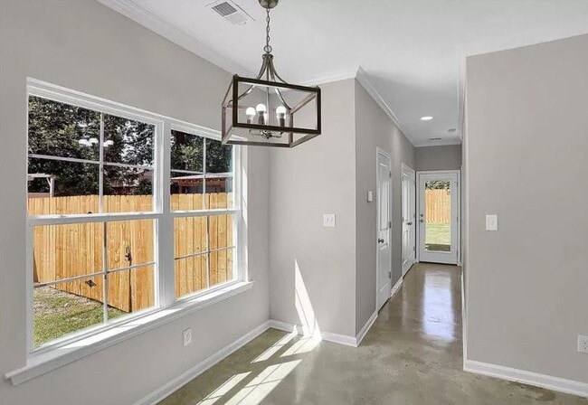 Building Photo - 5018 Wilburn Ave