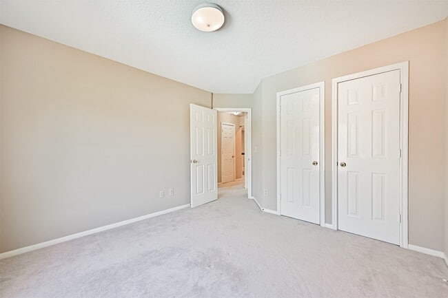 Building Photo - 4014 Ivywood Dr