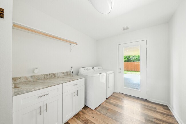 Building Photo - 3218 Ricewood Dr
