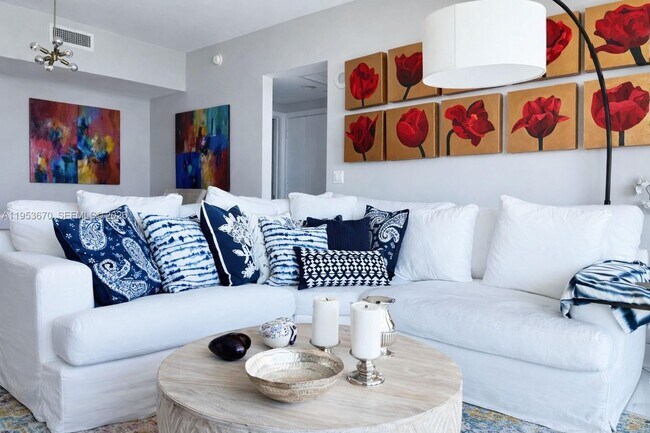 Building Photo - 951 Brickell Ave