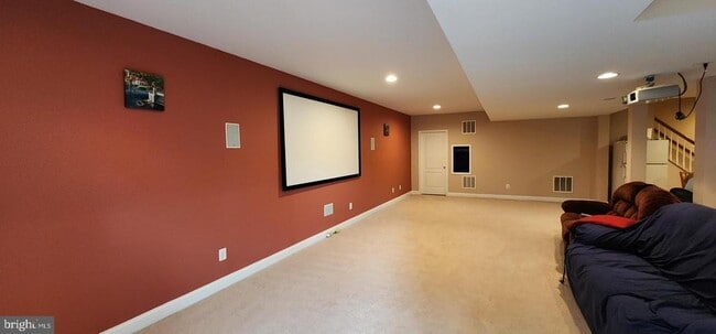 Building Photo - 22862 Quante Square