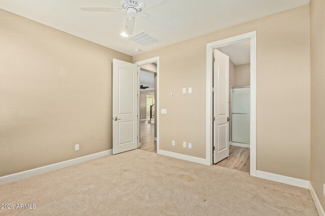 Building Photo - 4322 S Gardenia Dr