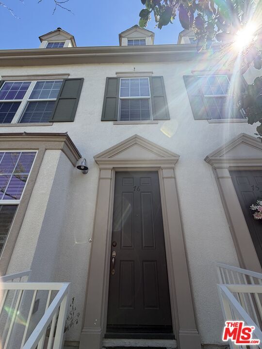 Building Photo - 27030 Victoria Ln