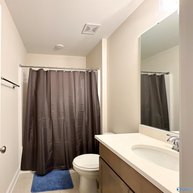 Building Photo - 3108 Henry Rd SE