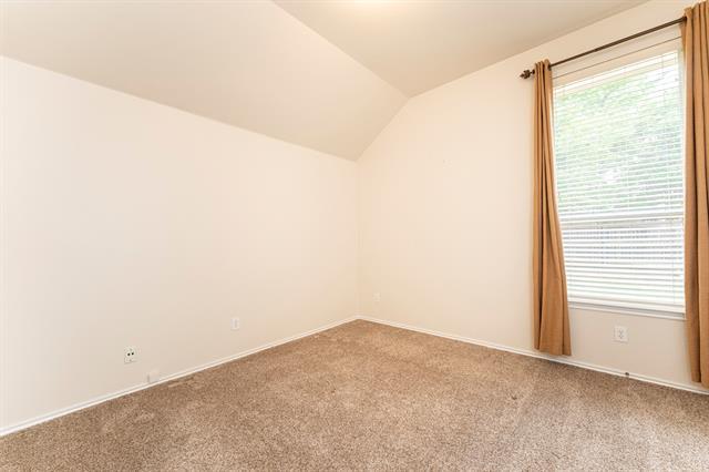 Building Photo - 1417 Lowes Farm Pkwy