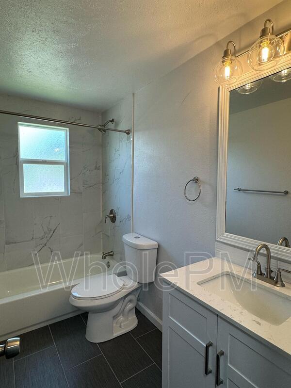 Building Photo - 7017 W 62nd Pl