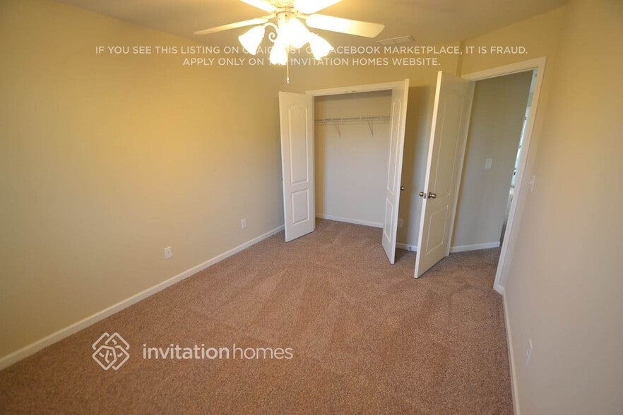 Building Photo - 2717 Lawson Dr