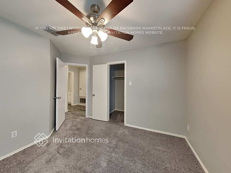 Building Photo - 4901 Waterford Dr
