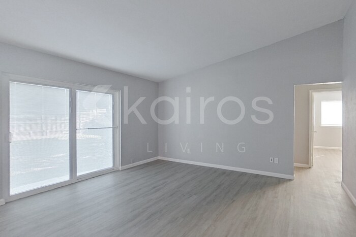 Building Photo - 422 David Dr