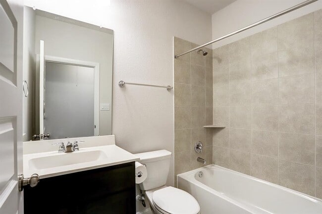 Building Photo - 8106 Cliffside Terrace Ct