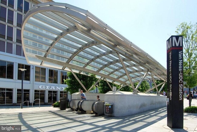 Building Photo - 3601 Wisconsin Ave NW