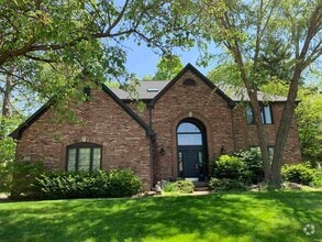 Building Photo - 18325 Forest Terrace