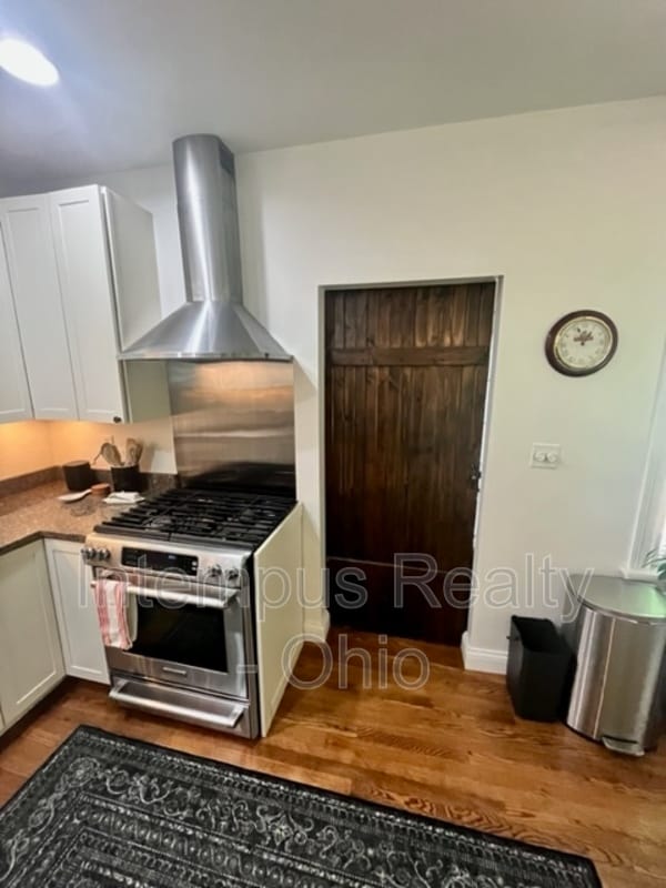 Building Photo - 3724 Stevens Pl