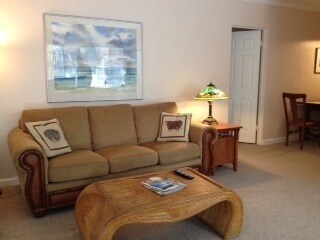 Building Photo - Lake Eola Heights Spacious Rental