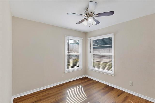 Building Photo - 2207 Housley Dr