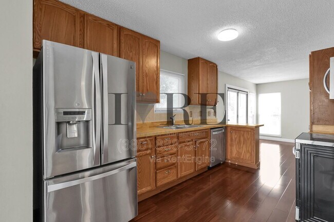 Building Photo - 5066 Ivywild Ave
